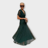 Zračna Haljina s Impresivnim Izrezom