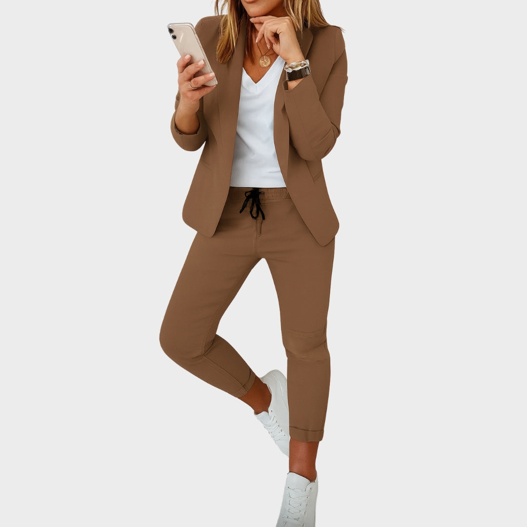 Ksenka – Sofisticirana Obleka