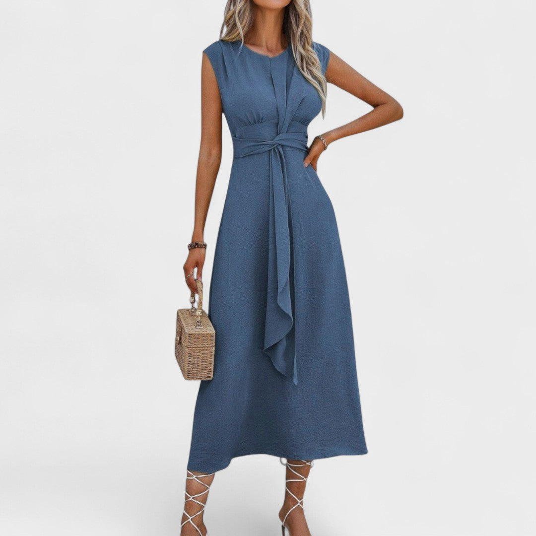 Andrea - Elegantna brezrokavna maksi obleka s krožnim izrezom