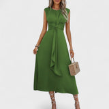 Andrea - Elegantna brezrokavna maksi obleka s krožnim izrezom