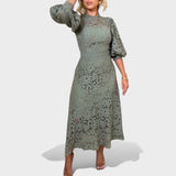 Maja - Čipkasta Obleka S Svetilkami