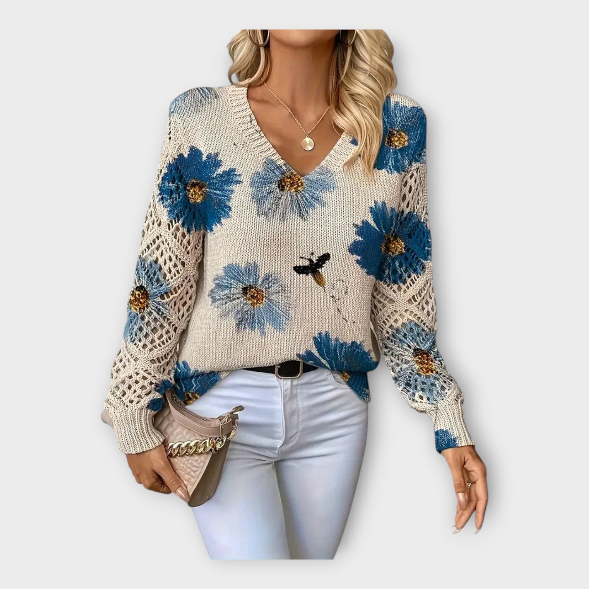 Pleteni Pulover z Čipkastimi Detajli