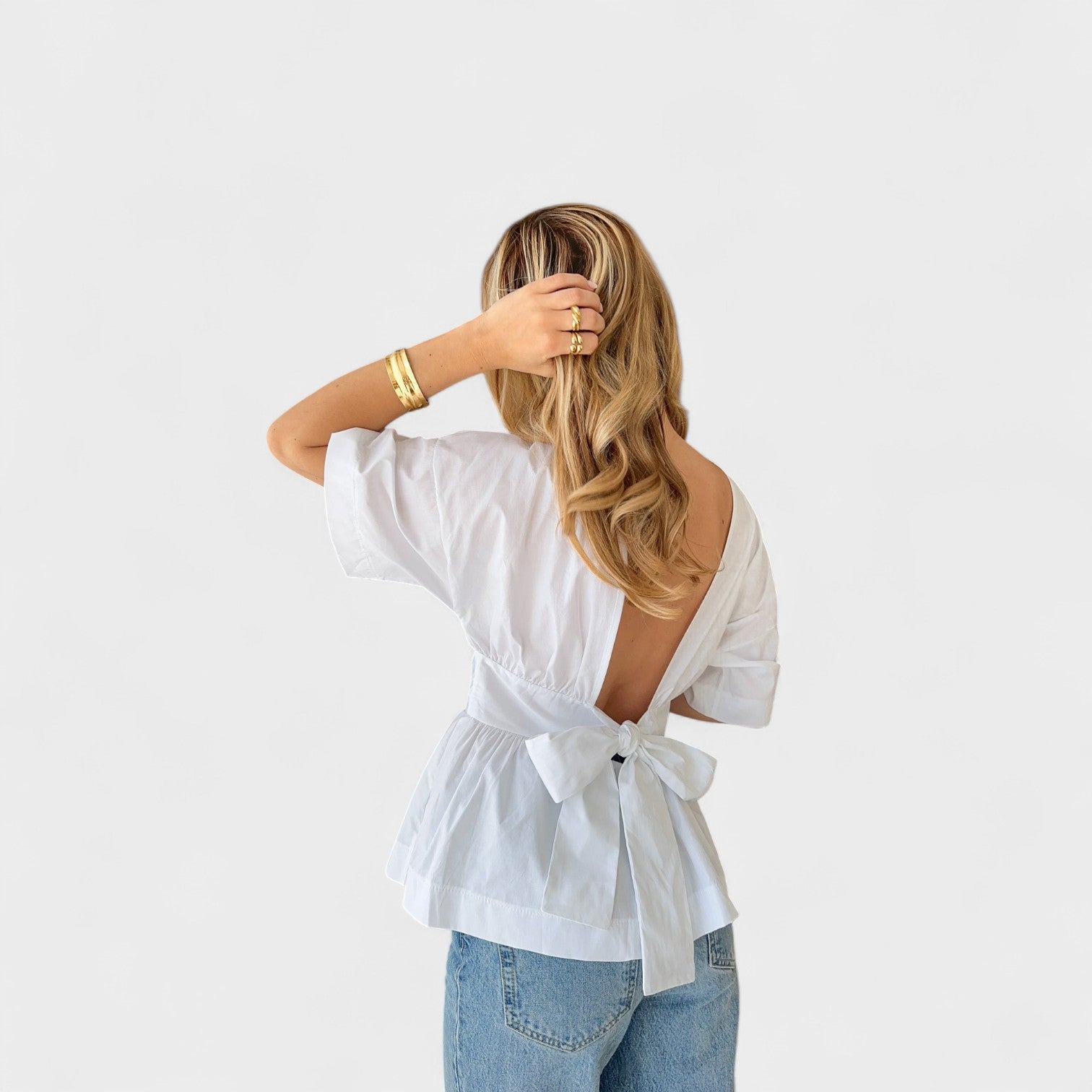 Margareta – Nežna Bluzica z Udarcem