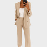 Mojca - Kostim, ki dviguje samozavest