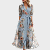 Nika - Cvetna midi obleka z v-izrezom