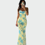 Satenasta Obleka s Cvetličnim Vzorcem