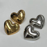 Široki uhani v obliki srca