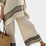 Set Mediteran Daisy iz bambusove tkanine z elegantnimi rdečimi in zelenimi črtami