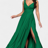 Tatjana Dolga Haljina z Draperijo Spredaj in Preklopljenim Izrezom