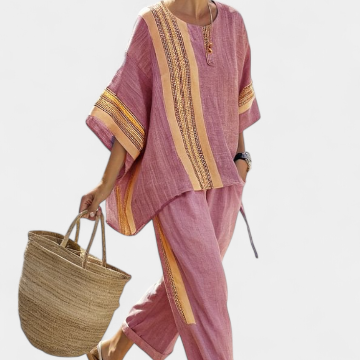 Set iz lanenega bambusa s očarljivo sivko in podrobnostmi v rumeni črti