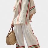 Sredozemni set Daisy iz bambusovega platna z elegantnimi rdečimi in zelenimi črtami