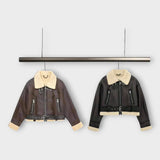 Usnjena kratka jakna z umetnim krznom in pasom