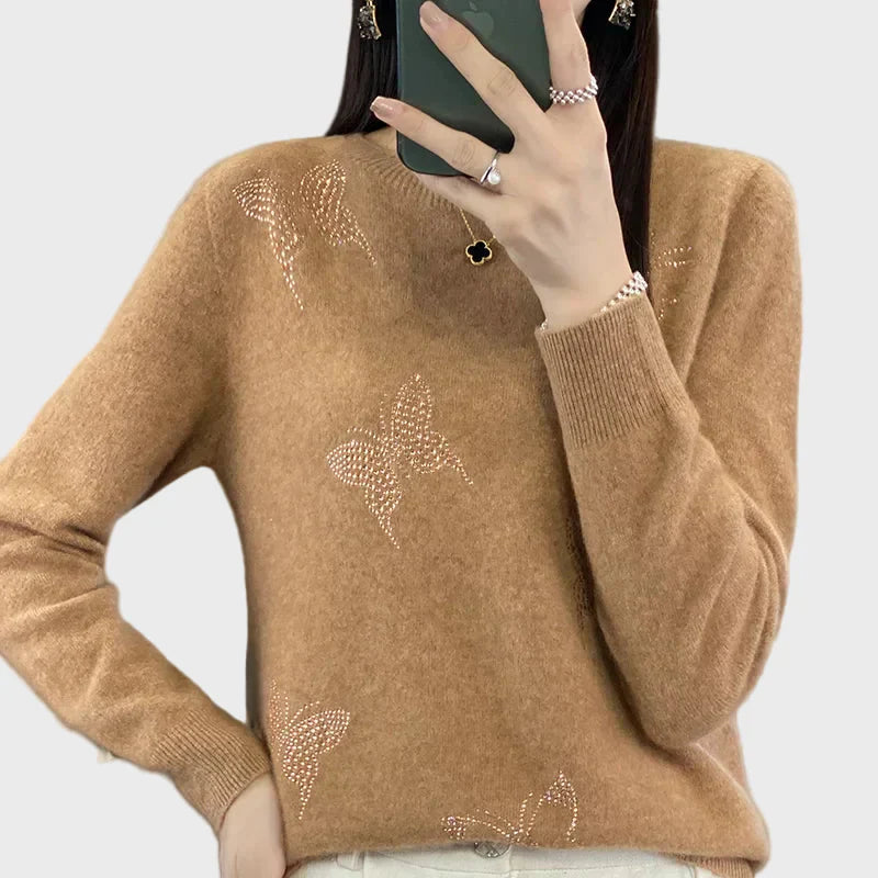 Pleteni Pulover z Motivom Metulja