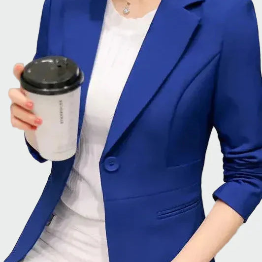 Sako v idealni liniji