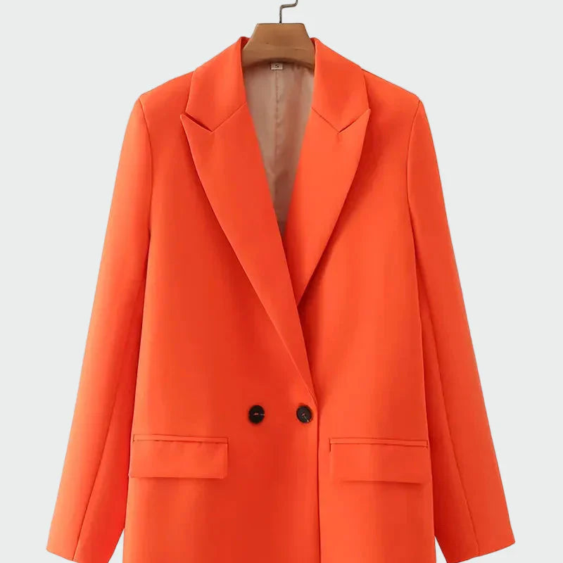 Prevelik sako z moderno linijo