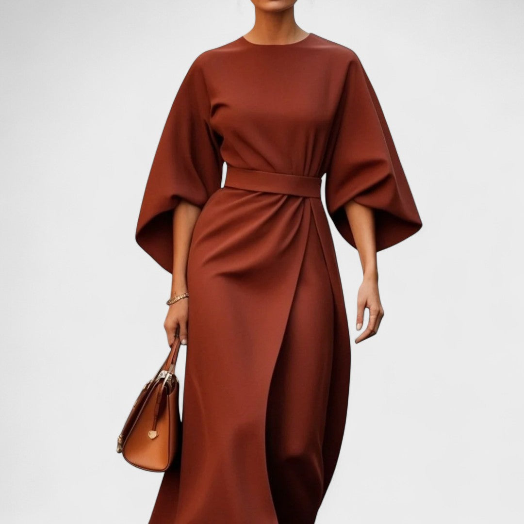 Sandra - Dolga obleka z pasom