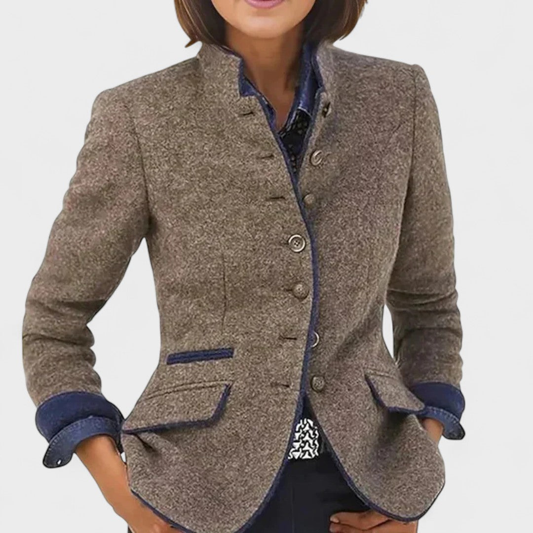 Bojana - Sofisticiran in eleganten plašč