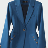 Sako v zapeljivi liniji