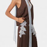 Dragica Set Topa in Krila s Kontrastnimi Čipkastimi Paneli