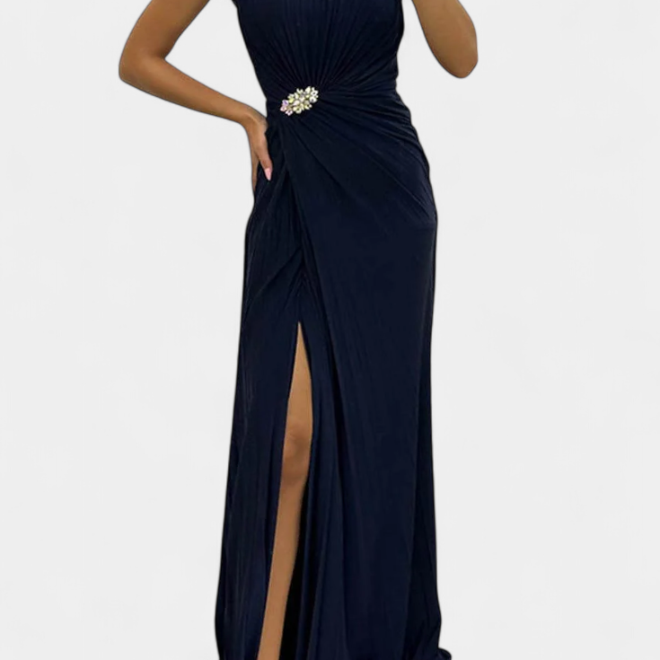 Emilija Maxi Obleka s Plisiranim Detalji in Bočnim Izrezom