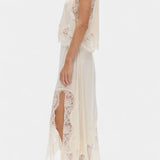 Nada Midi Krilo z Čipkastimi Detajli in Asimetričnim Robom