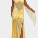 Milica Dolga Obleka iz Mleka Svile z Globokim Izrezom in Oblikovanimi Nabranji