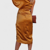 Danica Fluida Obleka z Elegantno in Večno Silhueto