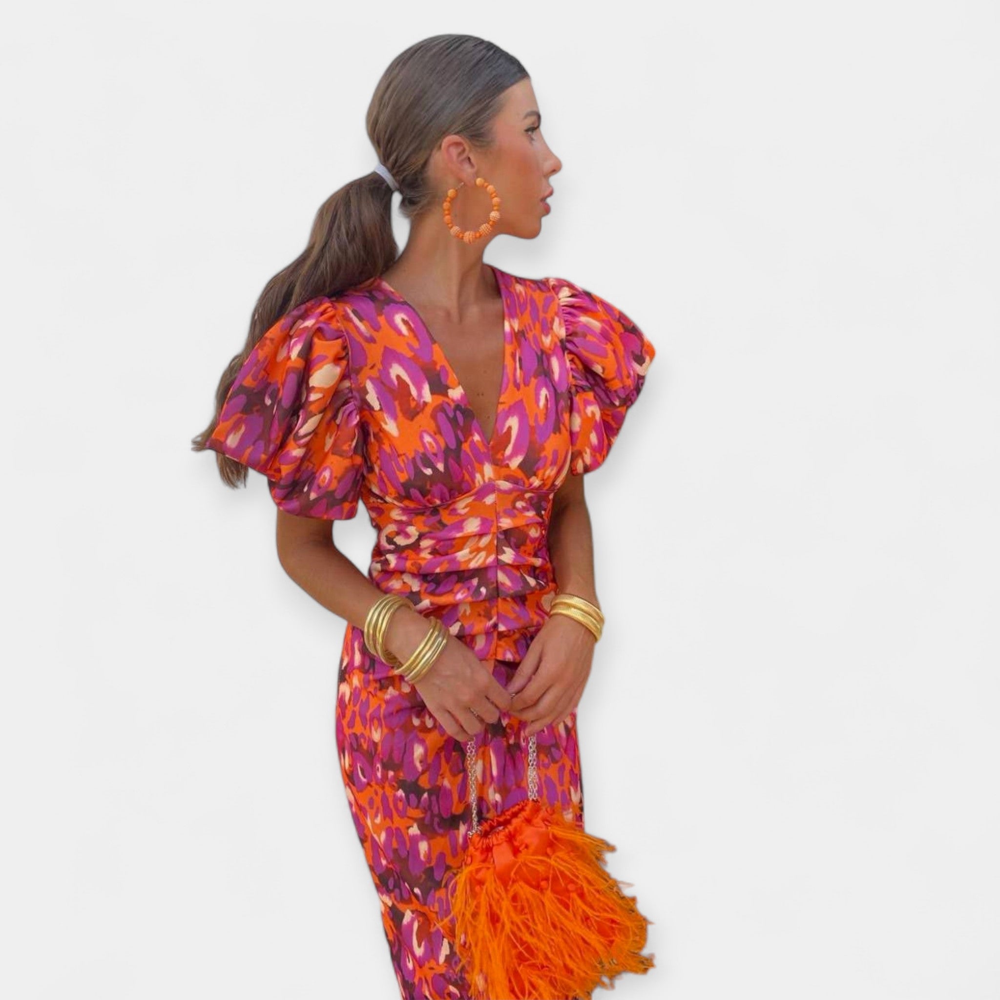 Obleka z Rokavi in Volani