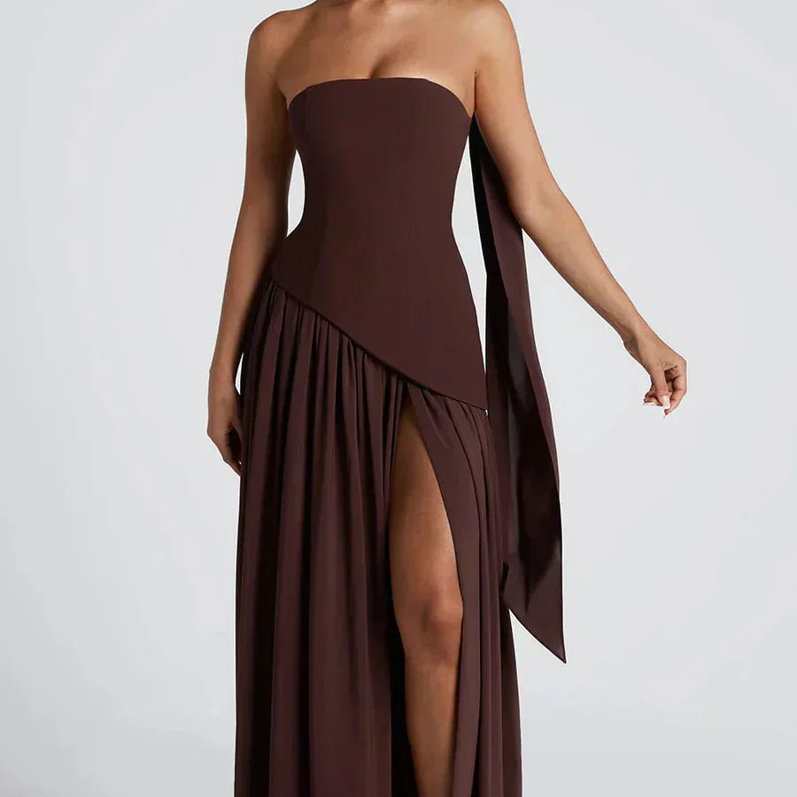 Maxi Obleka z Eleganco, ki Oduzema Dah