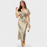 Tihana - Obleka z detajli