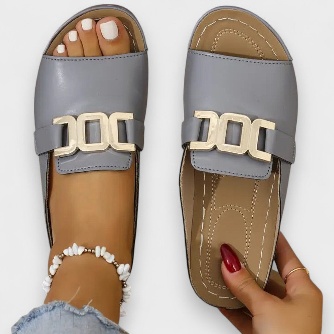 Jelena - Udobne sandale s petnim podplatom